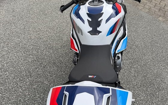 Gebrauchtmotorrad BMW M 1000 RR - Bild 8