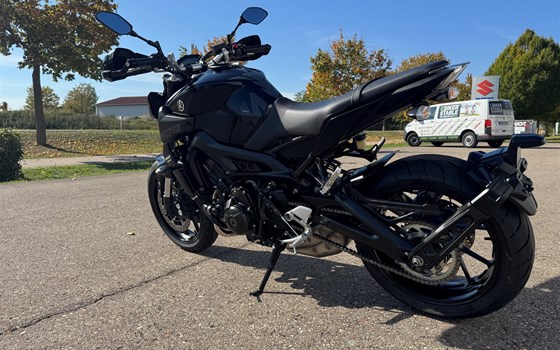 Gebrauchtmotorrad Yamaha MT-09 - Bild 6