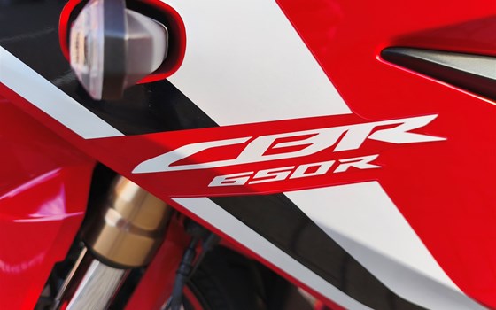 Gebrauchtmotorrad Honda CBR650R - Bild 13