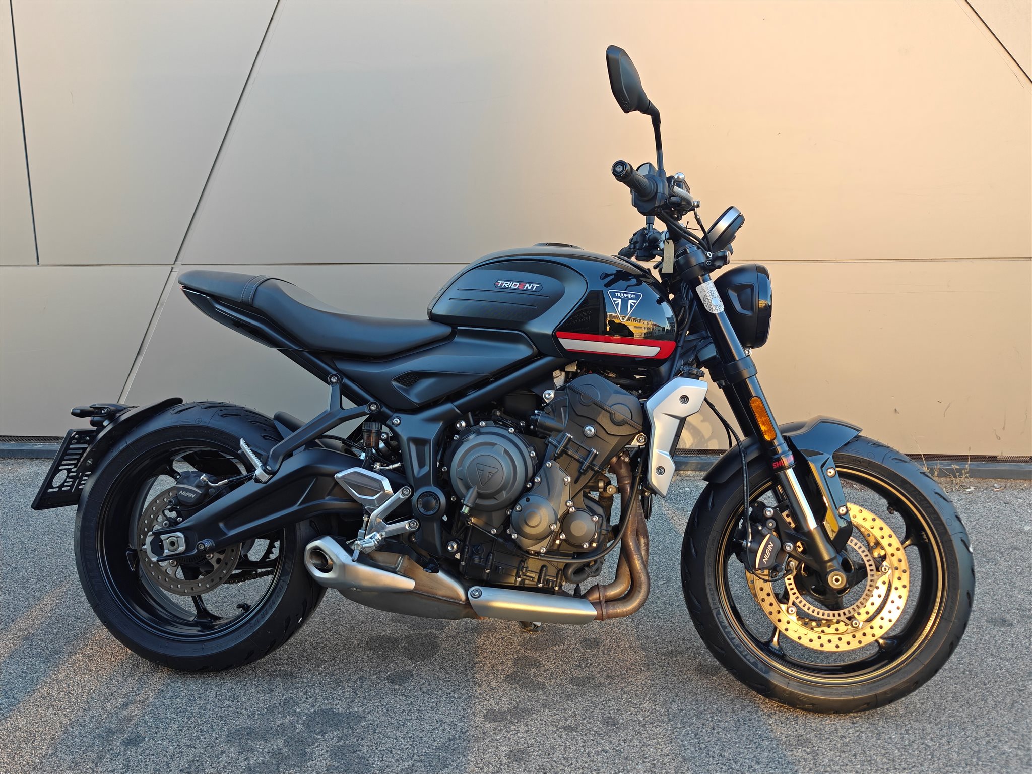 Triumph Trident 660
