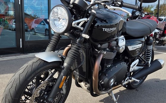 Gebrauchtmotorrad Triumph Speed Twin 1200 - Bild 2