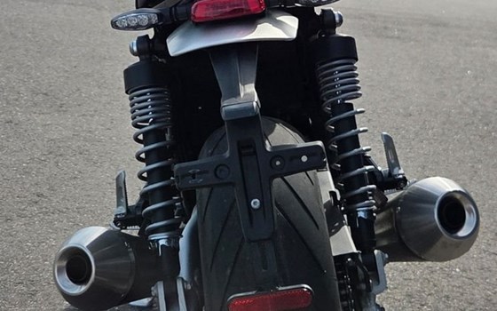 Gebrauchtmotorrad Triumph Speed Twin 1200 - Bild 5