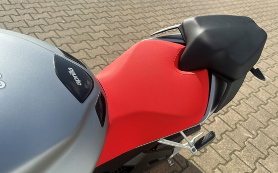 Gebrauchtmotorrad Aprilia Tuono 660 - Bild 7