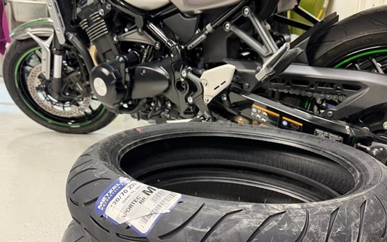 Gebrauchtmotorrad Kawasaki Z900 RS - Bild 7