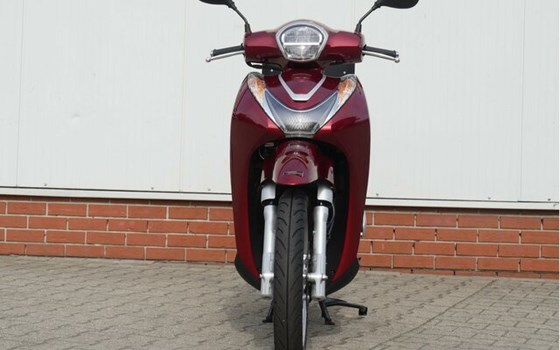 Gebrauchtmotorrad Honda SH125 - Bild 19