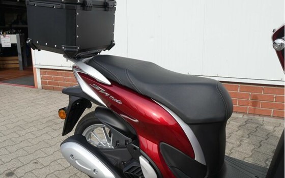 Gebrauchtmotorrad Honda SH125 - Bild 6