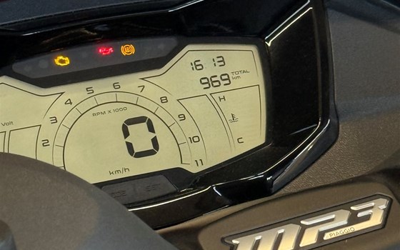 Gebrauchtmotorrad Piaggio MP3 310 Sport - Bild 6
