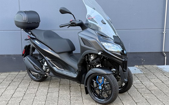 Gebrauchtmotorrad Piaggio MP3 310 Sport - Bild 2