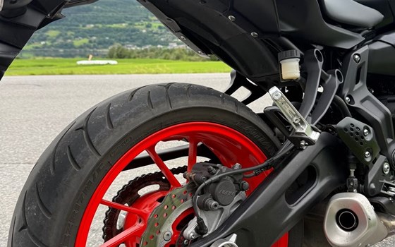 Gebrauchtmotorrad Yamaha MT-07 - Bild 3