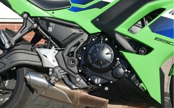 Gebrauchtmotorrad Kawasaki Ninja 650 - Bild 6
