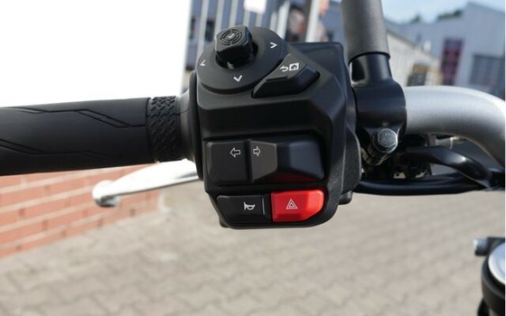 Gebrauchtmotorrad Yamaha MT-07 35kW - Bild 12