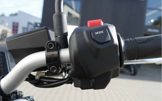 Gebrauchtmotorrad Yamaha MT-07 35kW - Bild 13