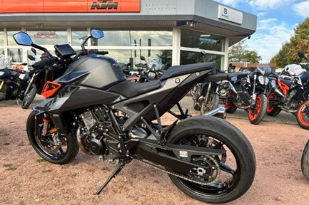 KTM 990 Duke