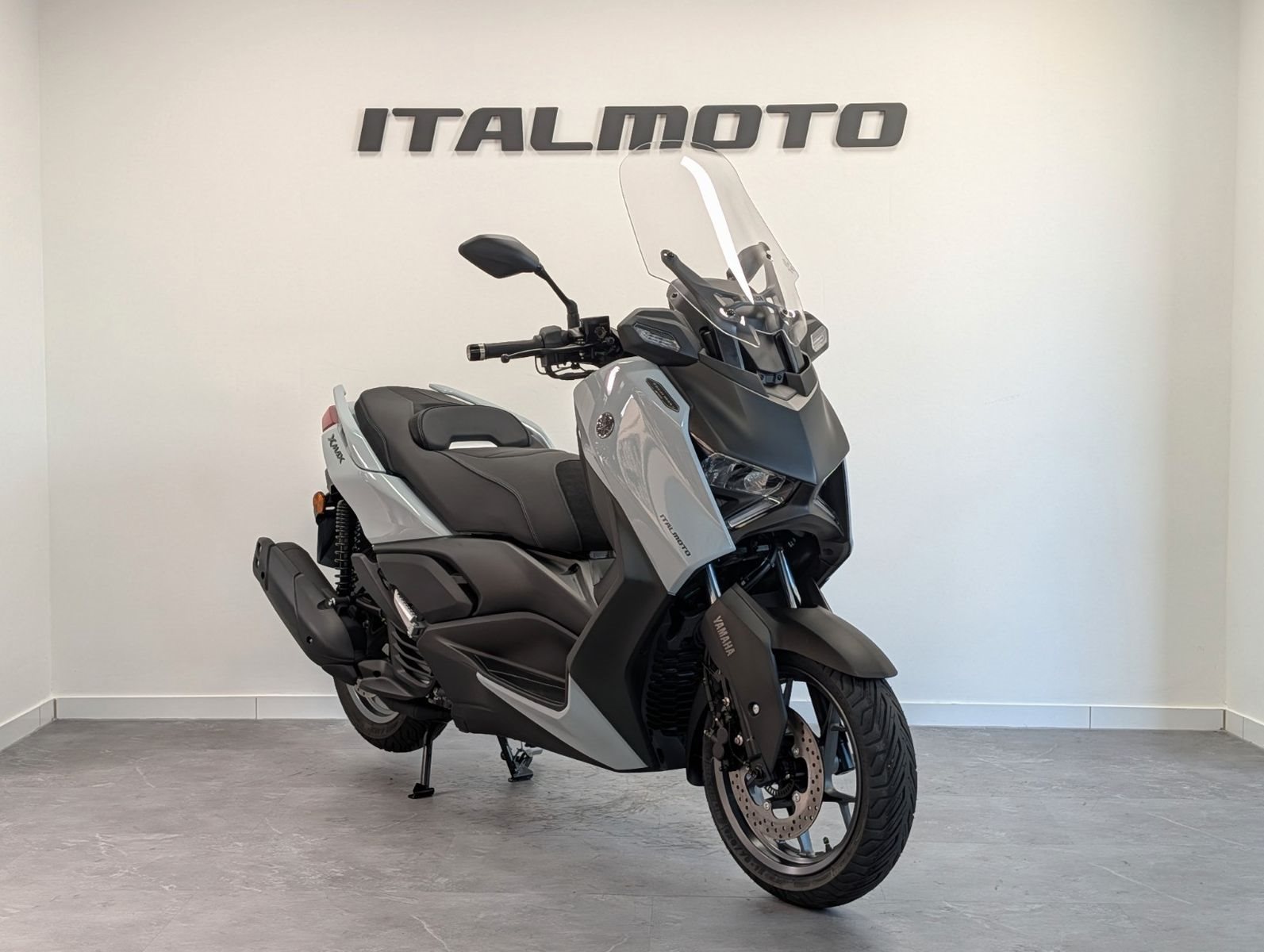 Yamaha XMAX 125