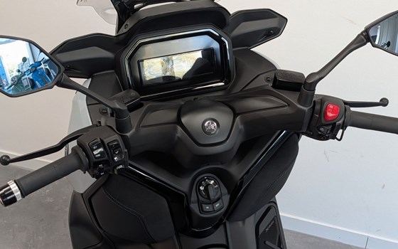 Gebrauchtmotorrad Yamaha XMAX 125 - Bild 7