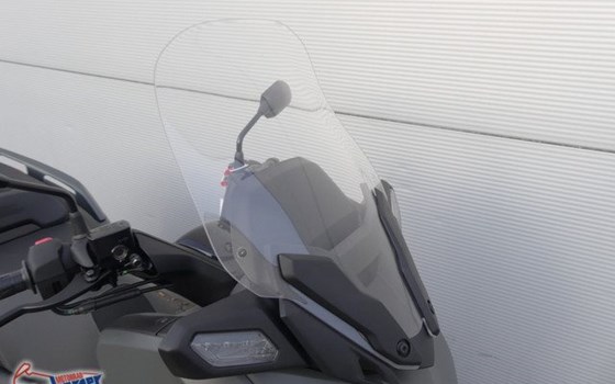 Gebrauchtmotorrad Yamaha XMAX 125 - Bild 3