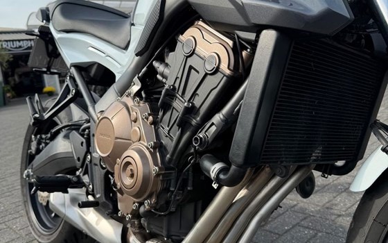 Gebrauchtmotorrad Honda CB650F - Bild 11