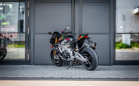 Gebrauchtmotorrad Aprilia Tuono V4 1100 Factory - Bild 3