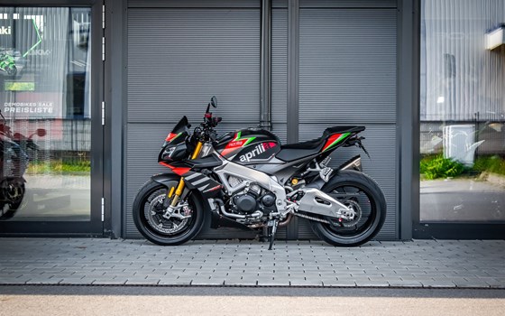 Gebrauchtmotorrad Aprilia Tuono V4 1100 Factory - Bild 4