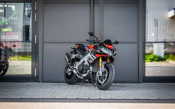 Gebrauchtmotorrad Aprilia Tuono V4 1100 Factory - Bild 6