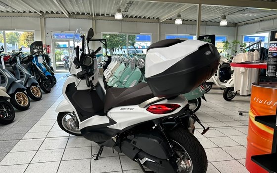 Gebrauchtmotorrad Piaggio Beverly 400 hpe - Bild 5