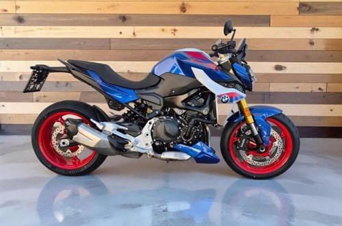 BMW F 900 R