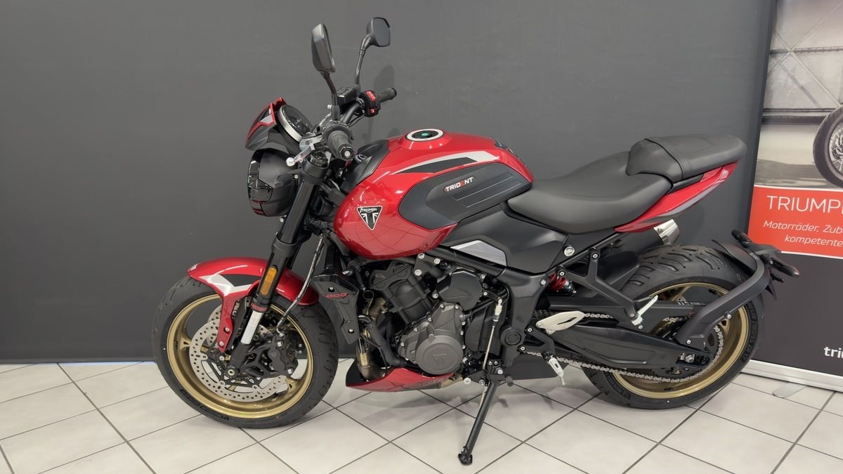 Angebot Triumph Trident 800