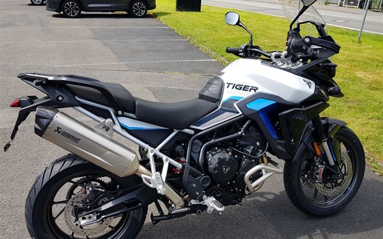 Gebrauchtmotorrad Triumph Tiger 900 Alpine Edition - Bild 9
