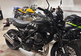 Gebrauchte Kawasaki Z900 RS Black Ball Edition