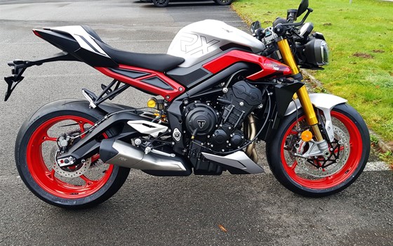 Gebrauchtmotorrad Triumph Street Triple 765 RX - Bild 4
