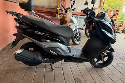 Suzuki Burgman 125