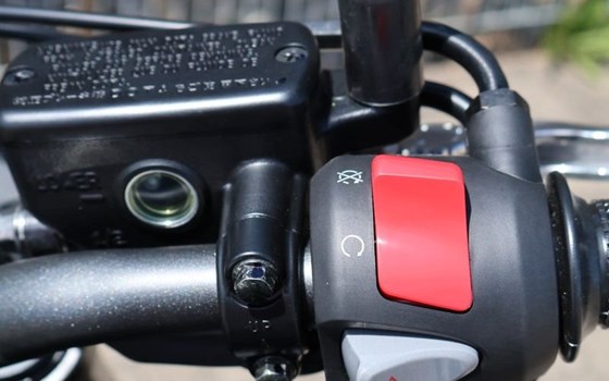 Gebrauchtmotorrad Honda CB500 Hornet E-Clutch - Bild 10