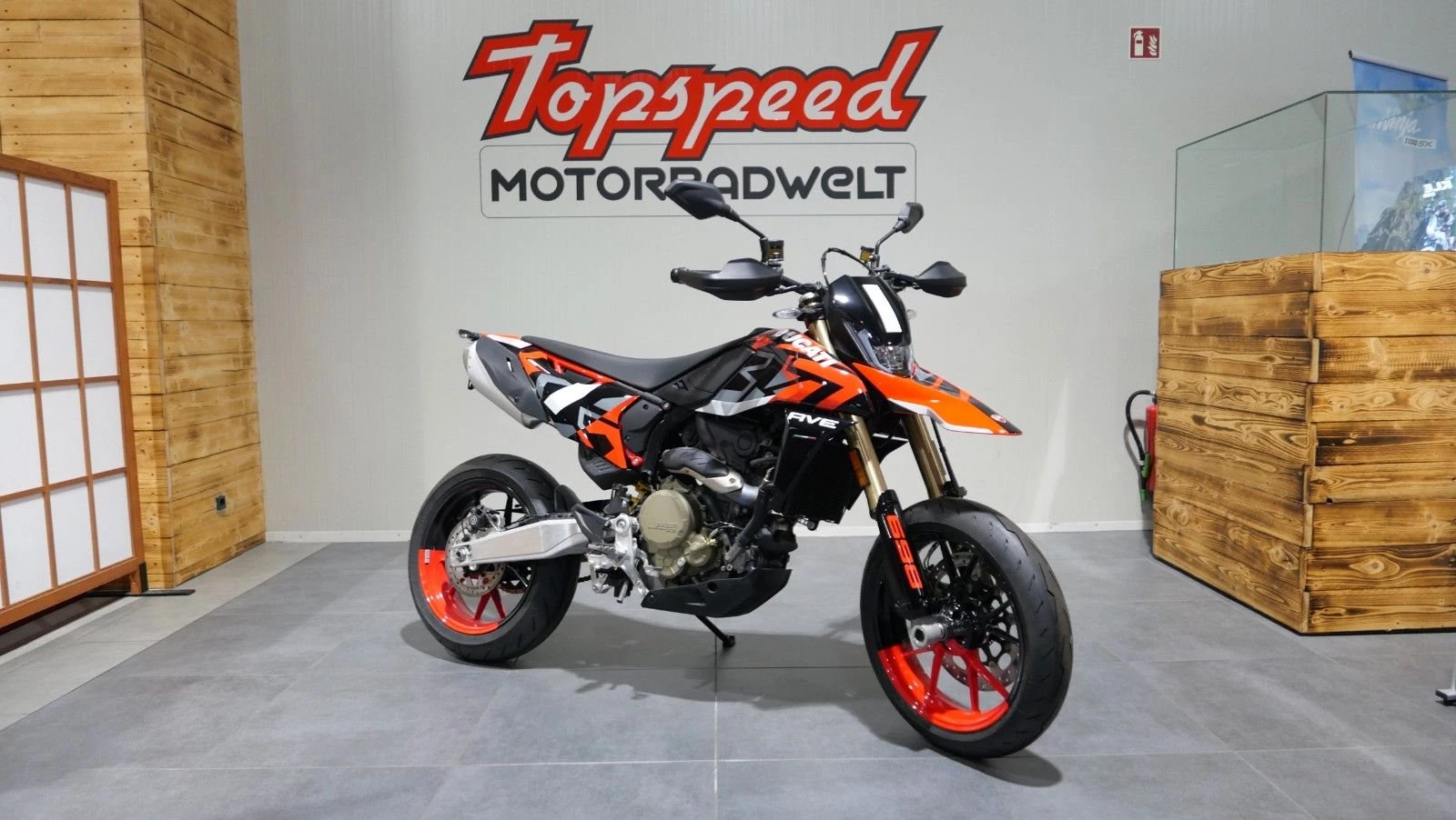 Ducati Hypermotard 698 Mono RVE