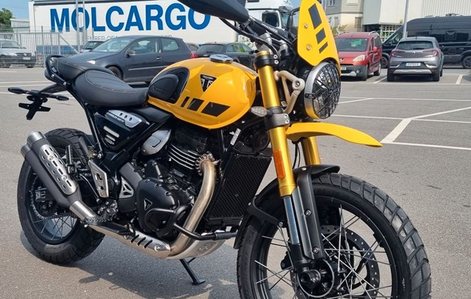 Triumph Scrambler 400 XC