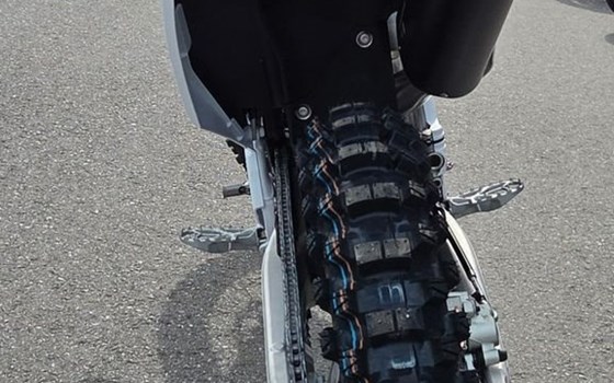 Neufahrzeug Husqvarna FC 350 - Bild 5