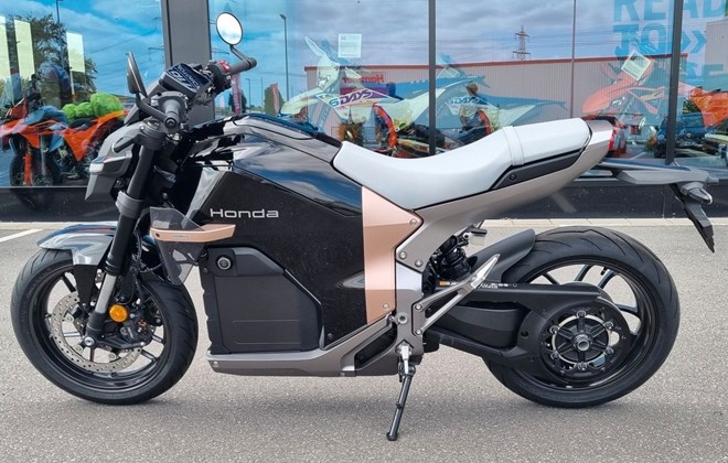Honda WN7