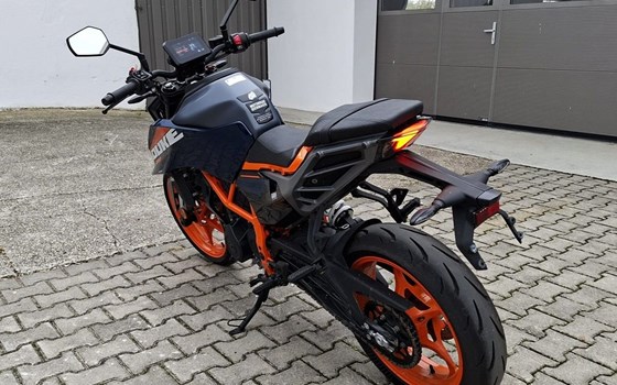 Gebrauchtmotorrad KTM 390 Duke - Bild 6