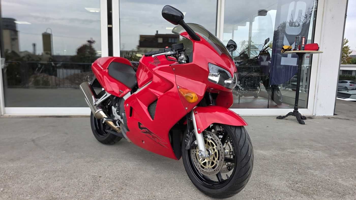 Honda VFR 800 F