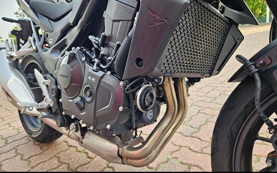 Gebrauchtmotorrad Honda CB750 Hornet - Bild 11