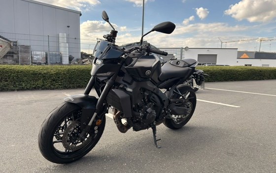 Gebrauchtmotorrad Yamaha MT-09 Y-AMT - Bild 3