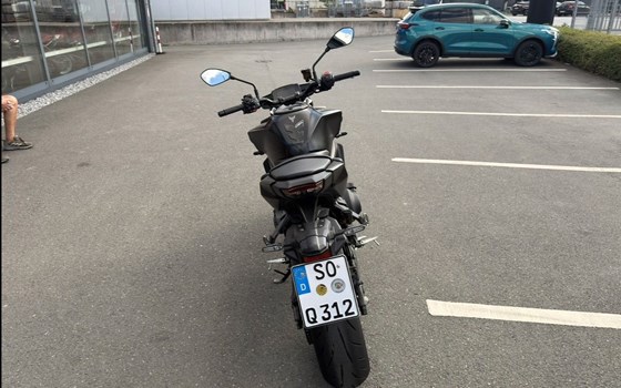 Gebrauchtmotorrad Yamaha MT-09 Y-AMT - Bild 6
