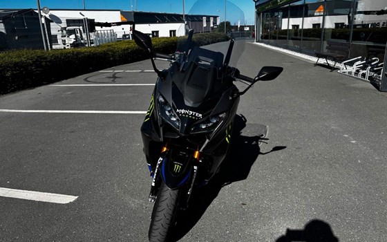 Gebrauchtmotorrad Yamaha TMAX Tech MAX - Bild 9