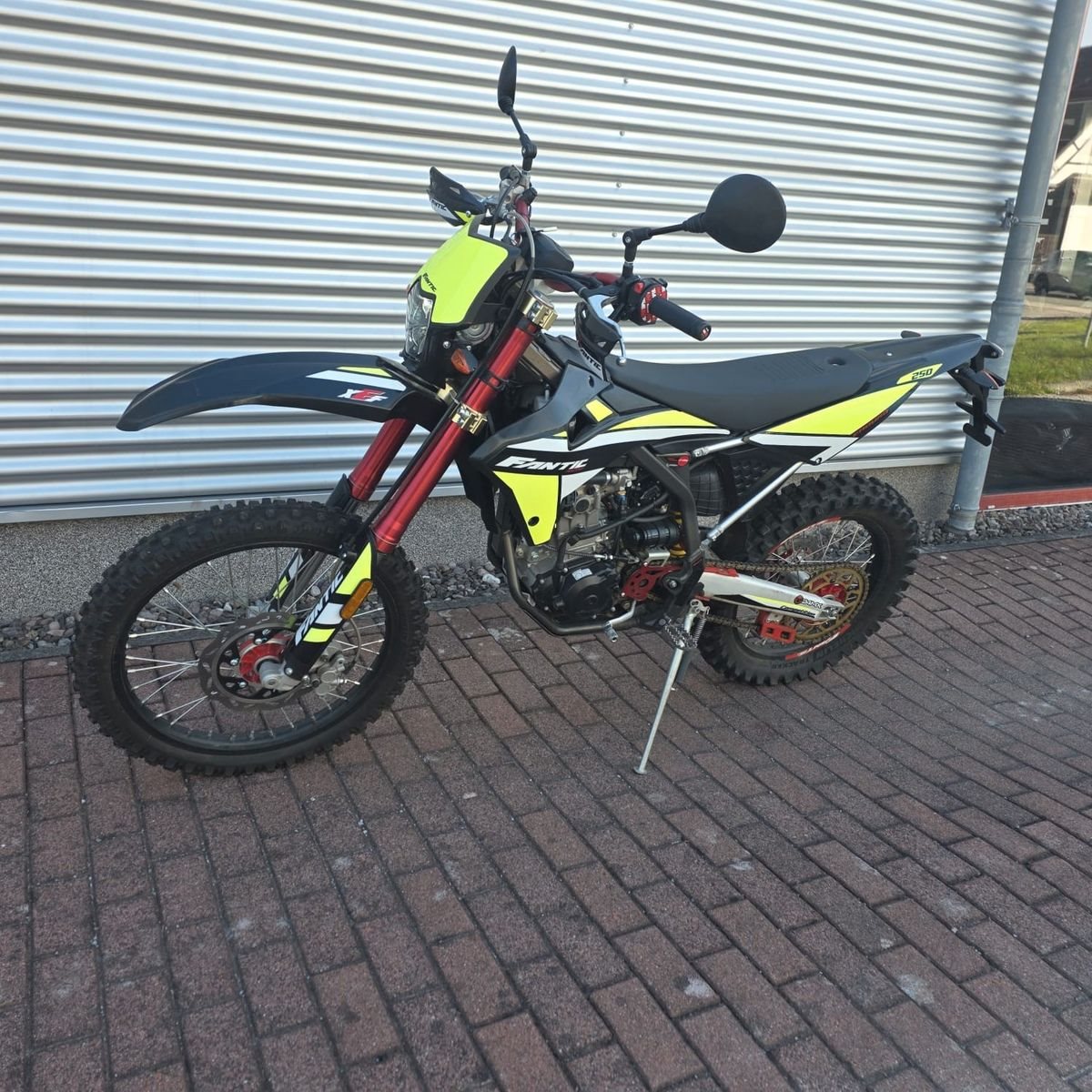 Fantic XEF 250