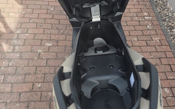 Gebrauchtmotorrad Yamaha Tricity 300 - Bild 8