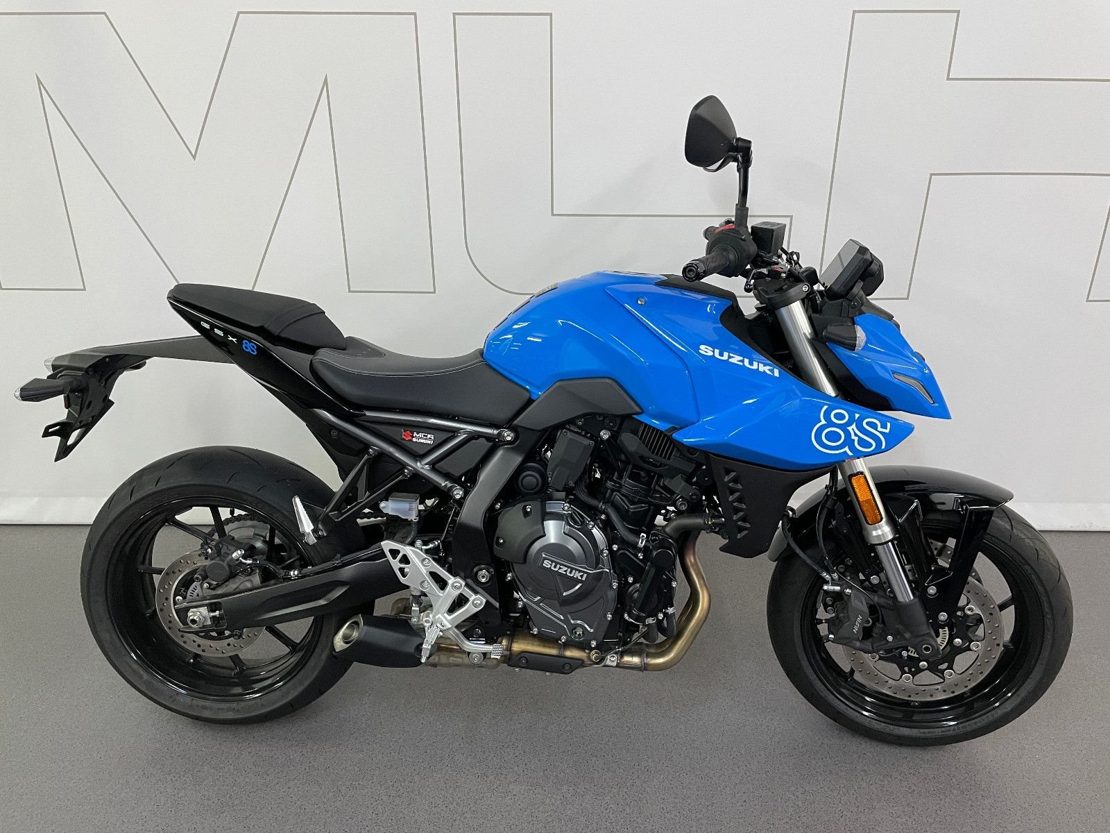 Suzuki GSX-8S