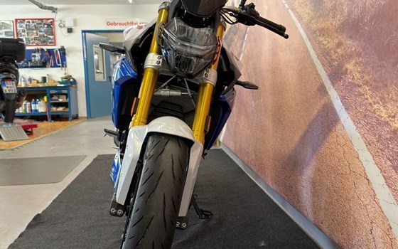Gebrauchtmotorrad BMW F 900 R - Bild 6