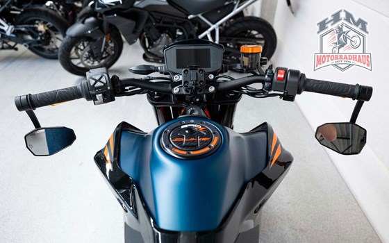 Gebrauchtmotorrad KTM 890 Duke R - Bild 10