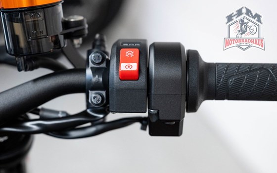 Gebrauchtmotorrad KTM 890 Duke R - Bild 12