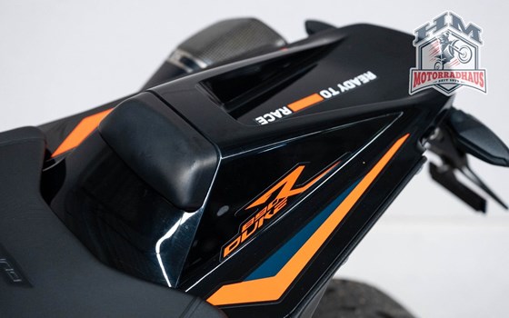 Gebrauchtmotorrad KTM 890 Duke R - Bild 9