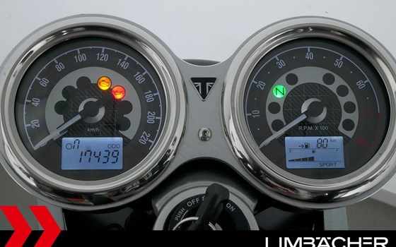 Gebrauchtmotorrad Triumph Speed Twin 1200 - Bild 12